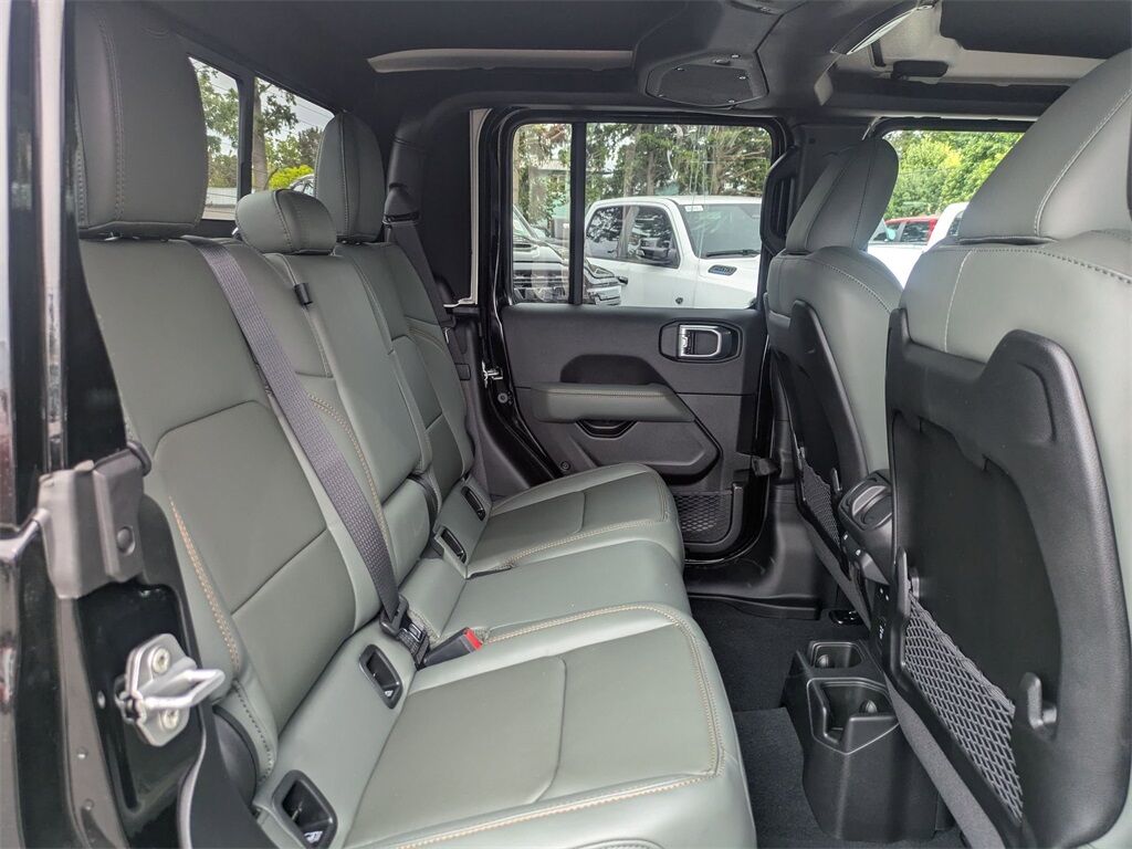 2025 Jeep Gladiator Mojave Gresham OR