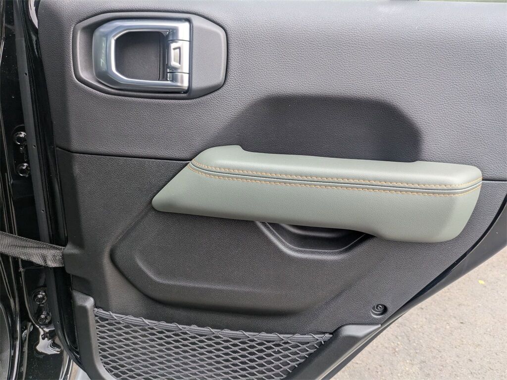 2025 Jeep Gladiator Mojave Gresham OR