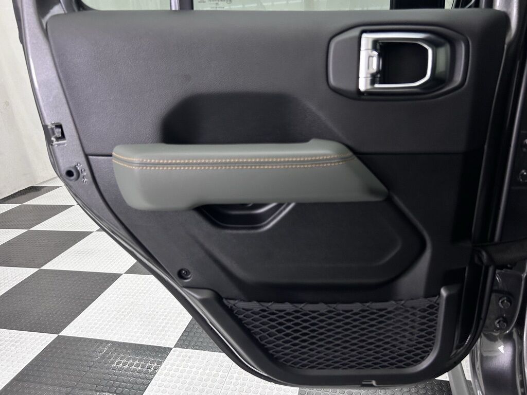 2025 Jeep Gladiator Mojave Portland OR