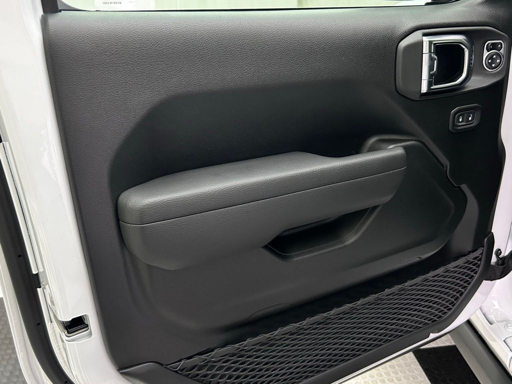 2025 Jeep Gladiator Mojave Portland OR