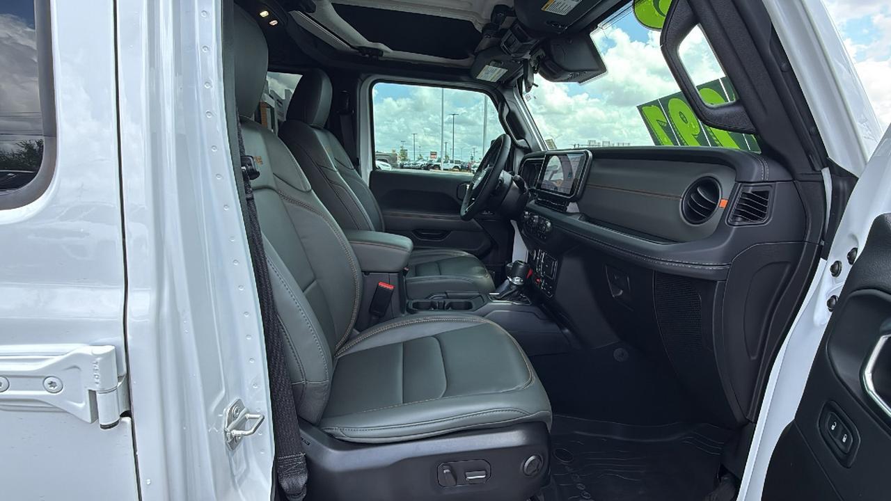 2025 Jeep Gladiator Mojave New Braunfels TX
