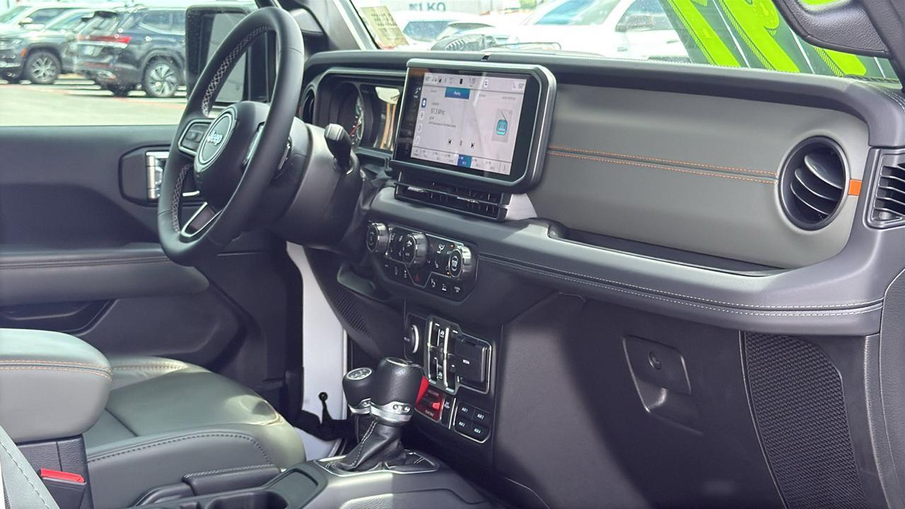 2025 Jeep Gladiator Mojave New Braunfels TX