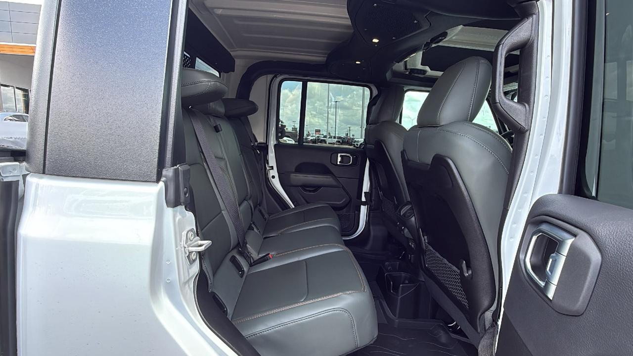 2025 Jeep Gladiator Mojave New Braunfels TX