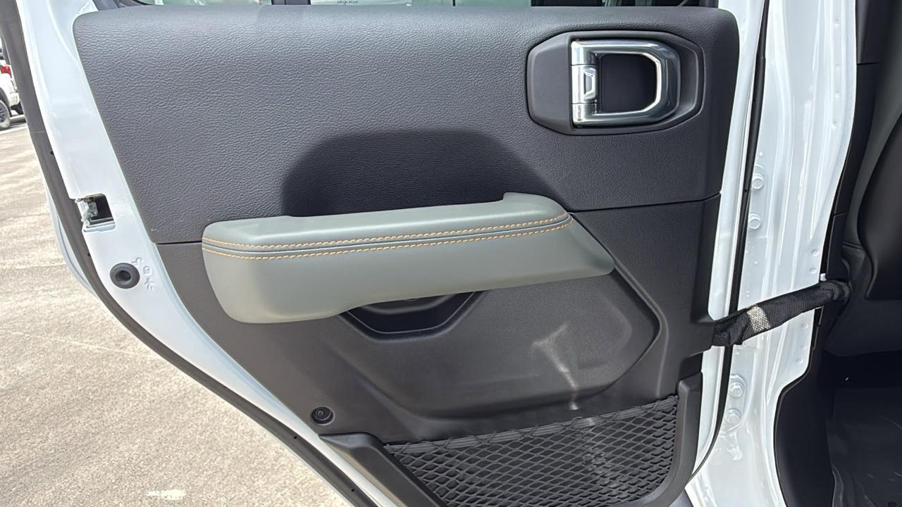 2025 Jeep Gladiator Mojave New Braunfels TX