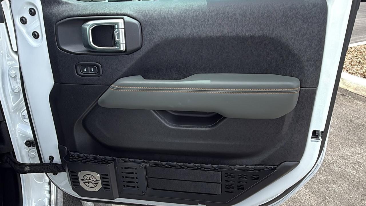 2025 Jeep Gladiator Mojave New Braunfels TX