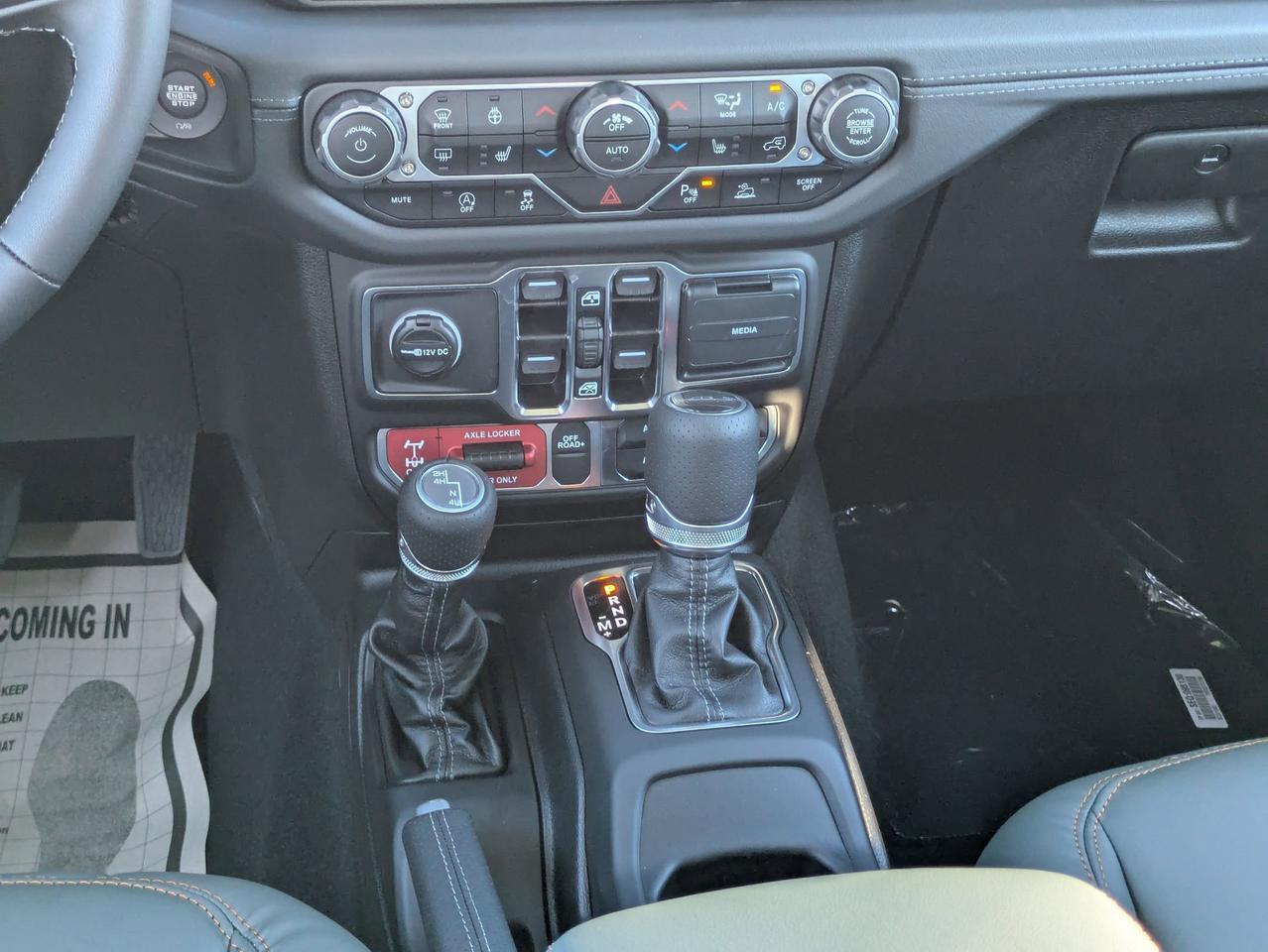 2025 Jeep Gladiator Mojave Castroville TX