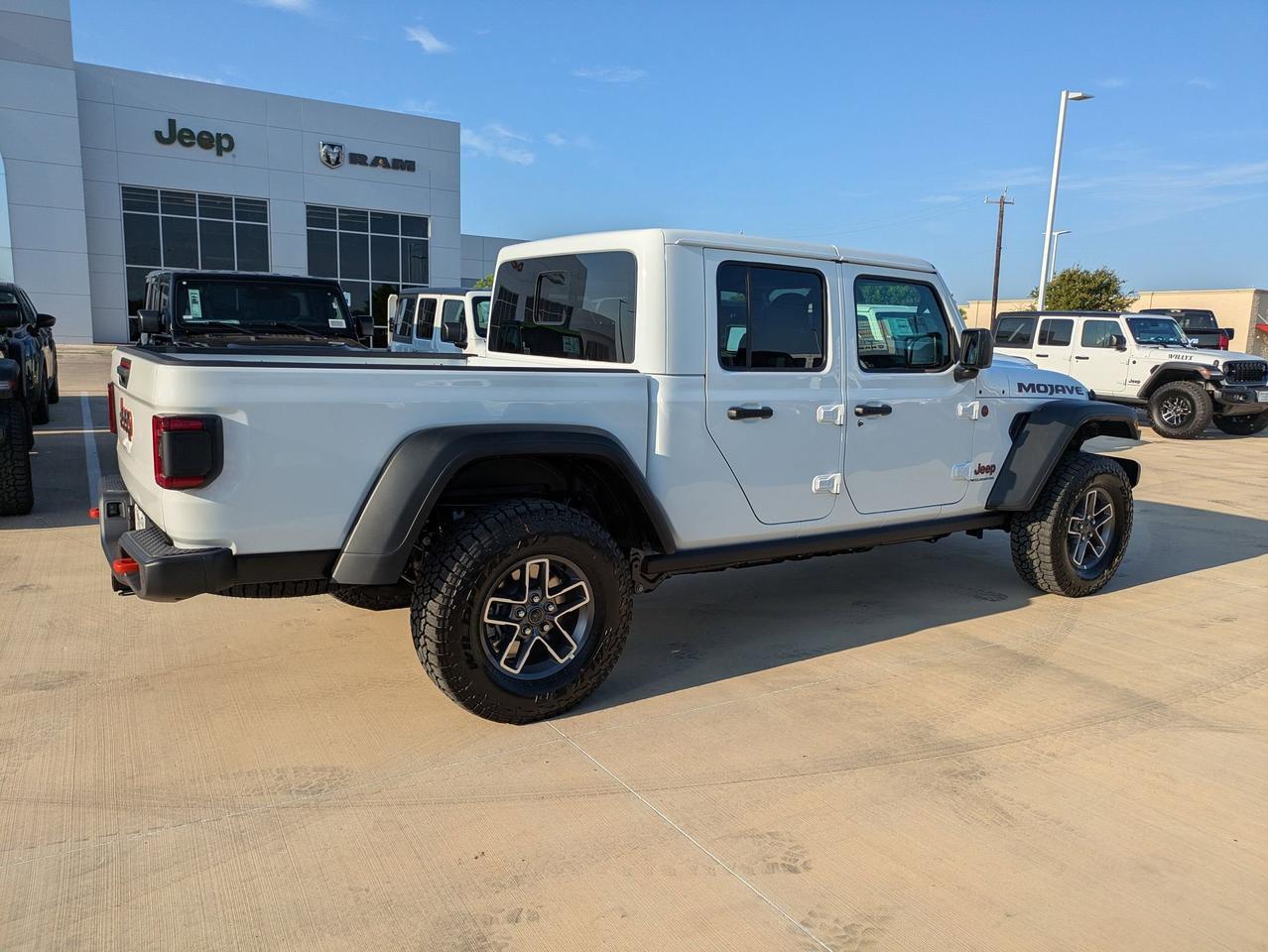 2025 Jeep Gladiator Mojave