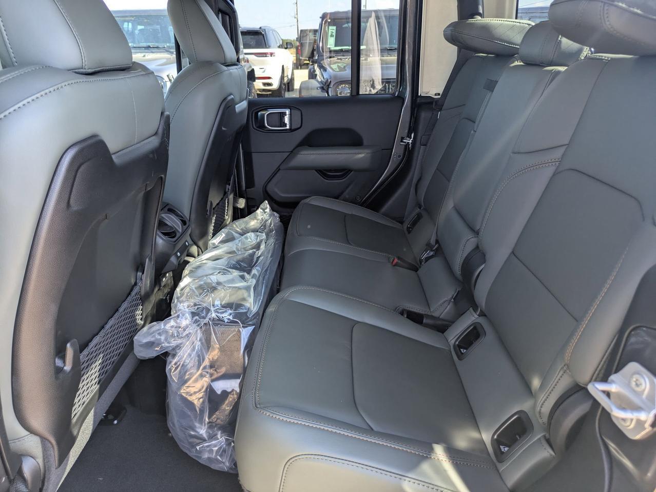 2025 Jeep Gladiator Mojave Castroville TX