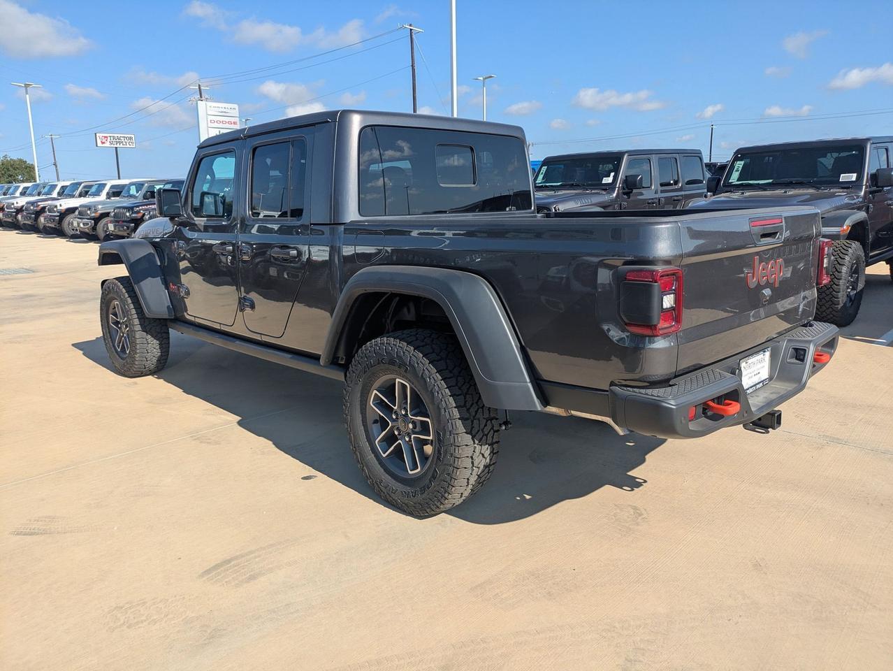 2025 Jeep Gladiator Mojave Castroville TX