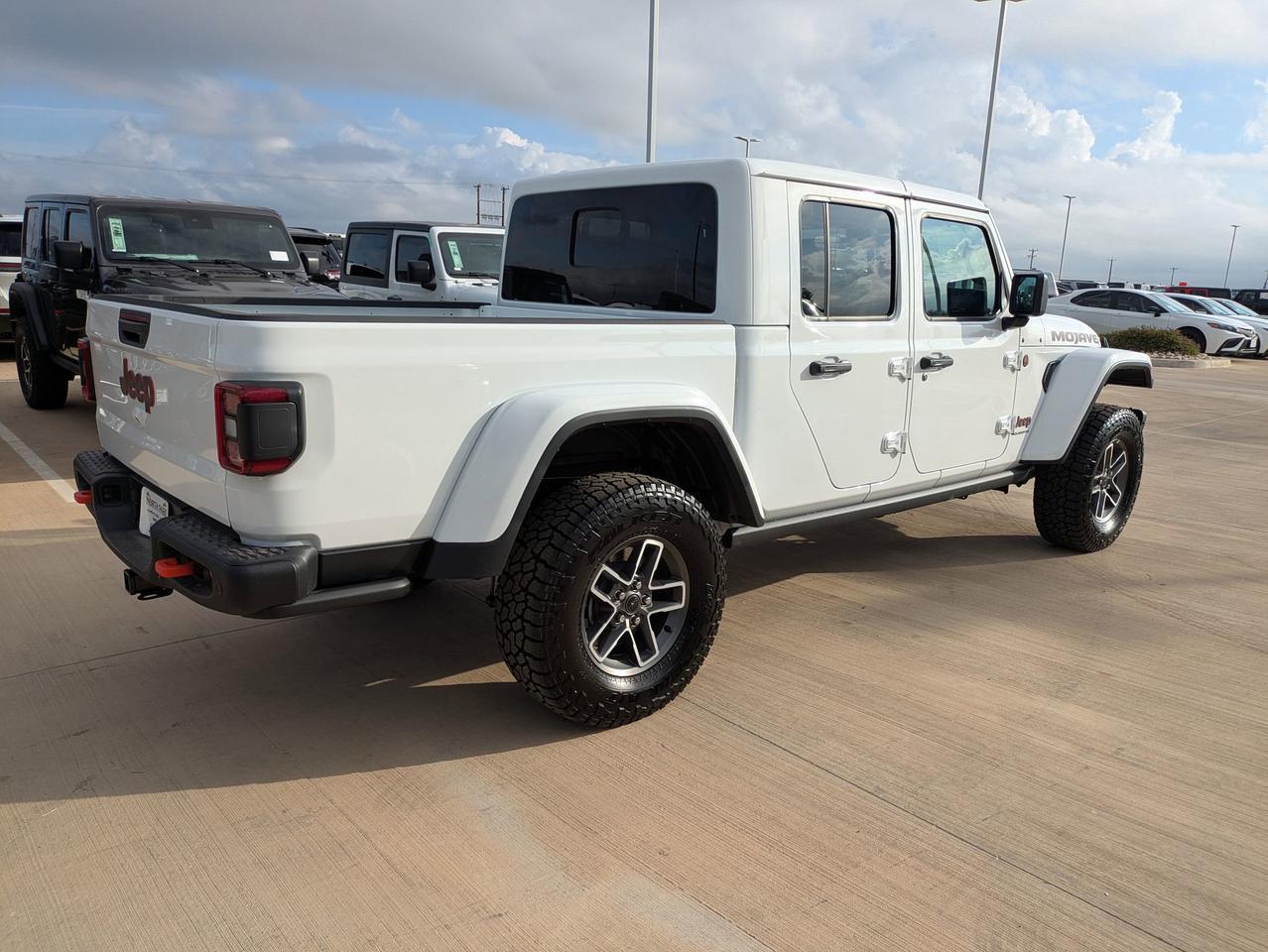 2025 Jeep Gladiator Mojave X