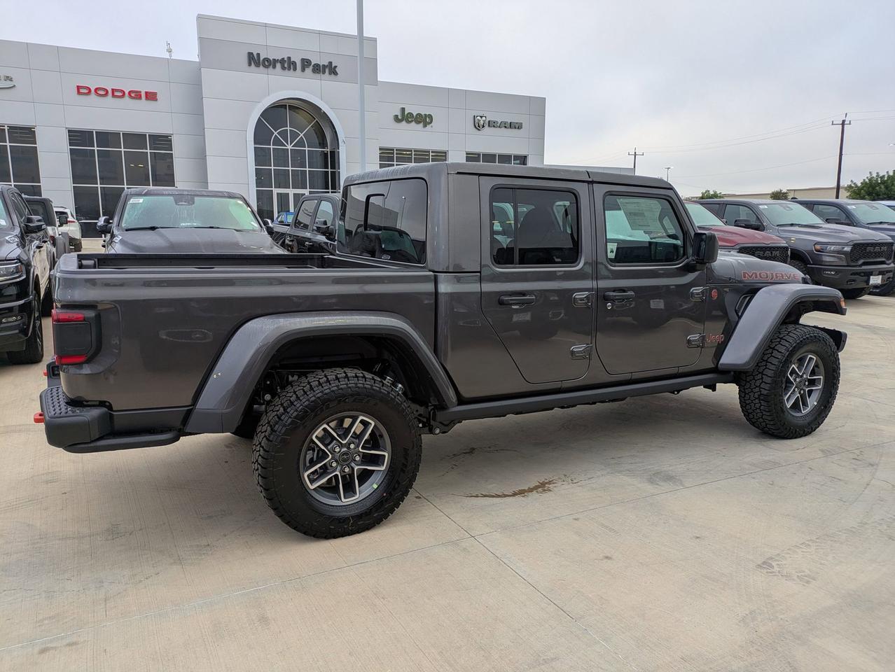 2025 Jeep Gladiator Mojave X