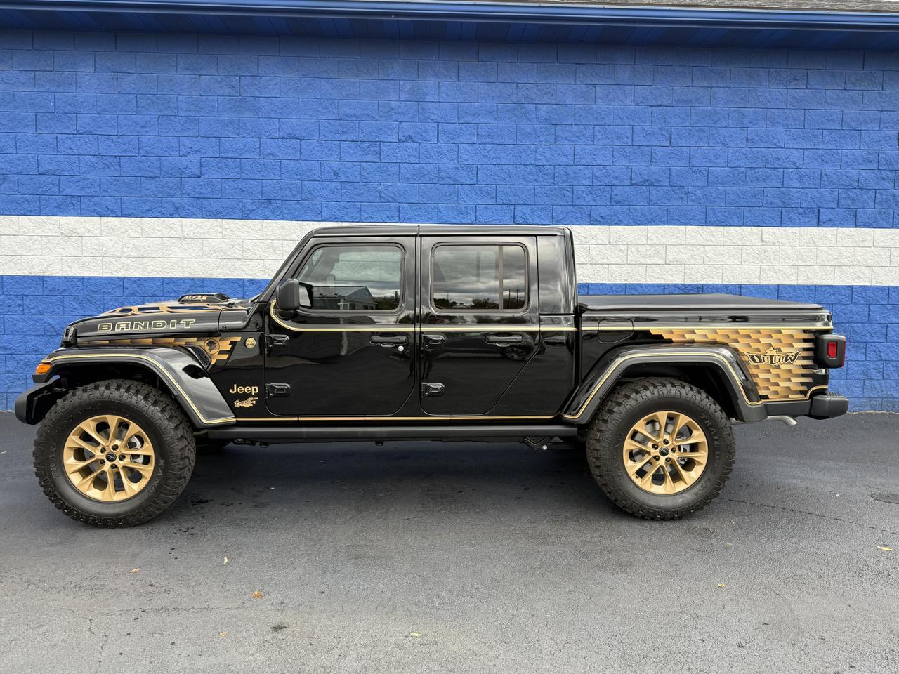 2025 Jeep Gladiator Nighthawk Connellsville PA