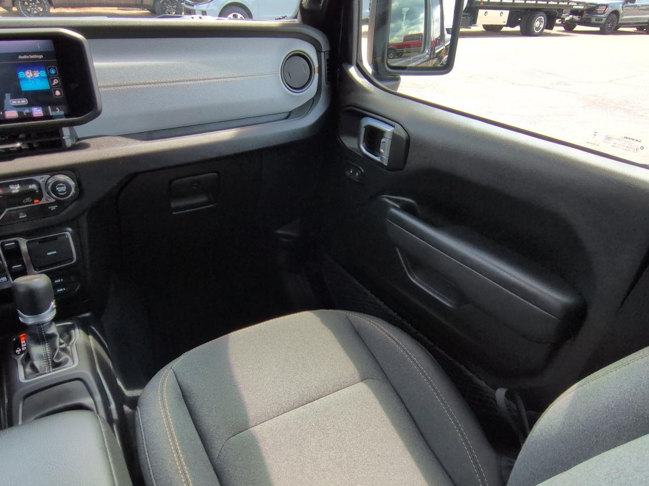 2025 Jeep Gladiator Nighthawk Appleton WI