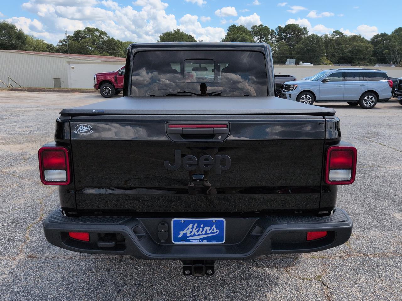 2025 Jeep Gladiator Nighthawk Appleton WI