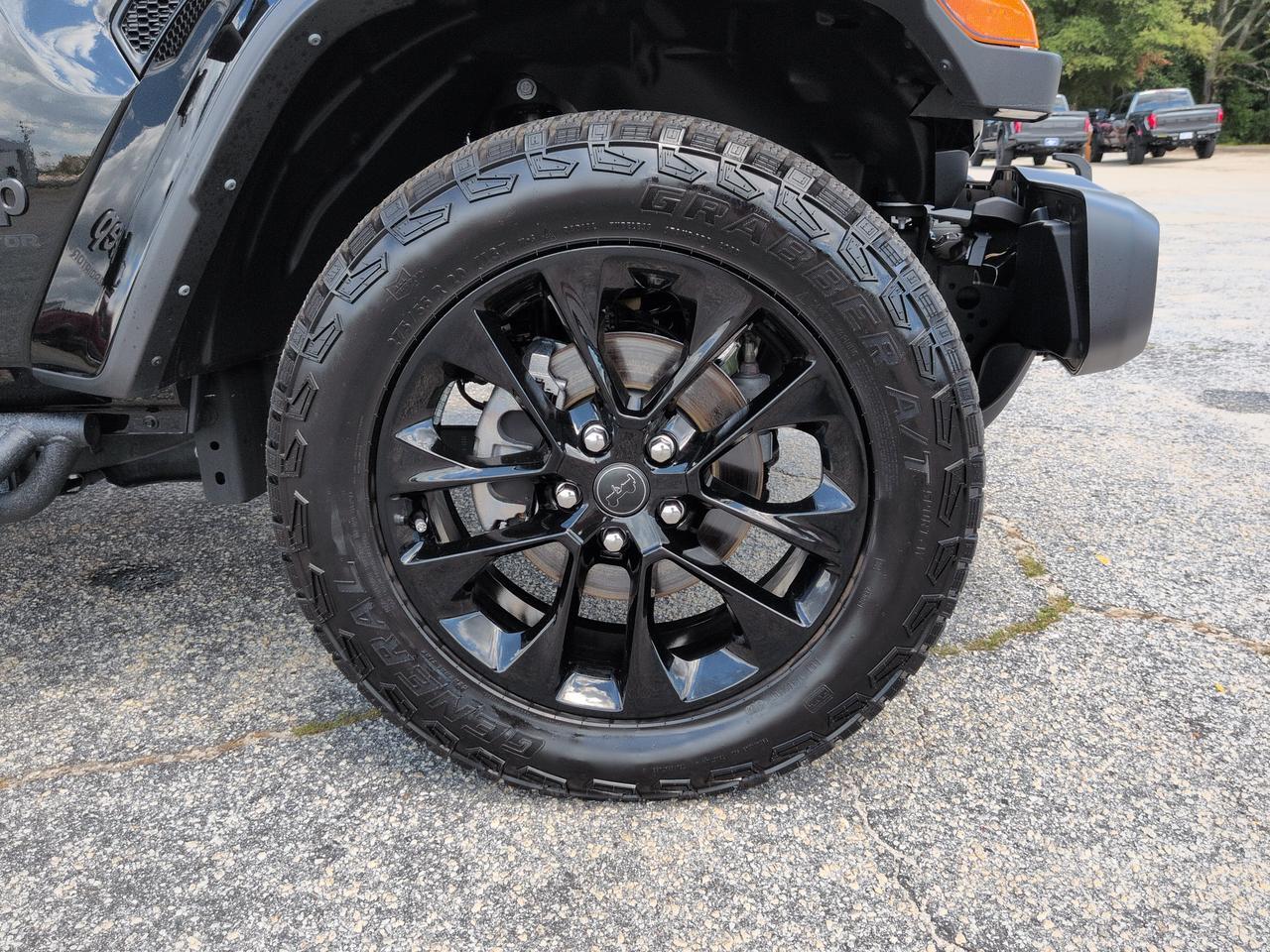 2025 Jeep Gladiator Nighthawk Appleton WI
