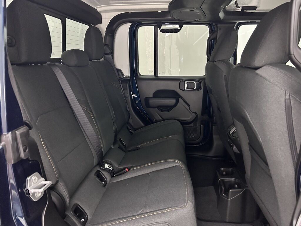 2025 Jeep Gladiator Nighthawk Portland OR
