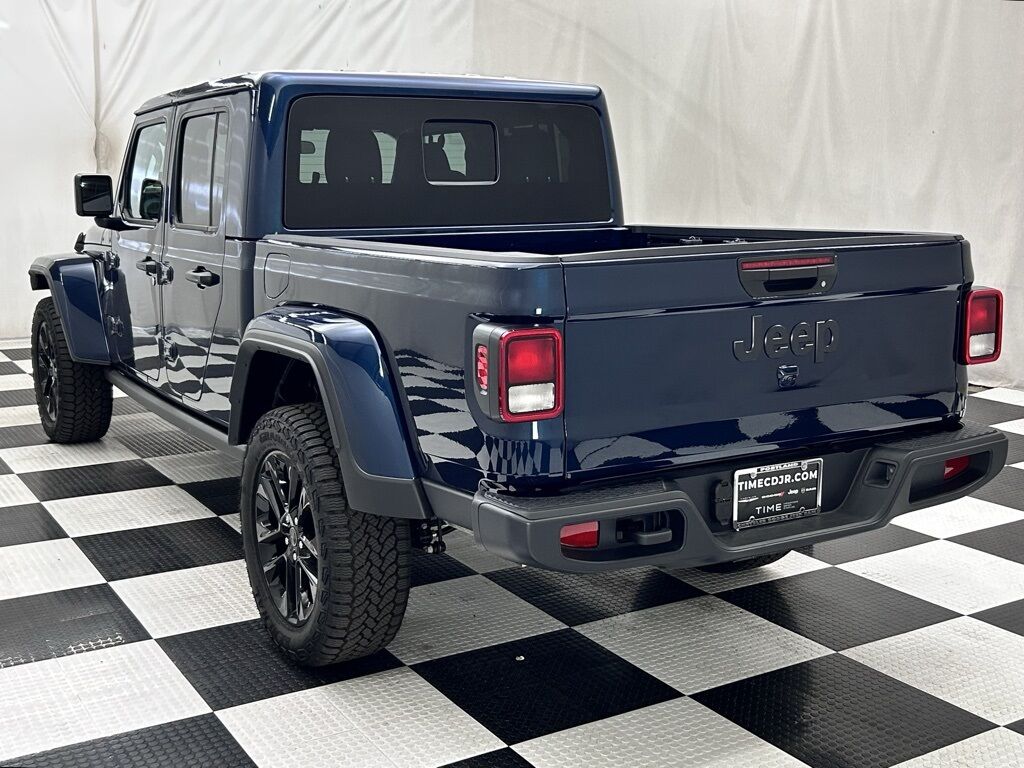 2025 Jeep Gladiator Nighthawk Portland OR