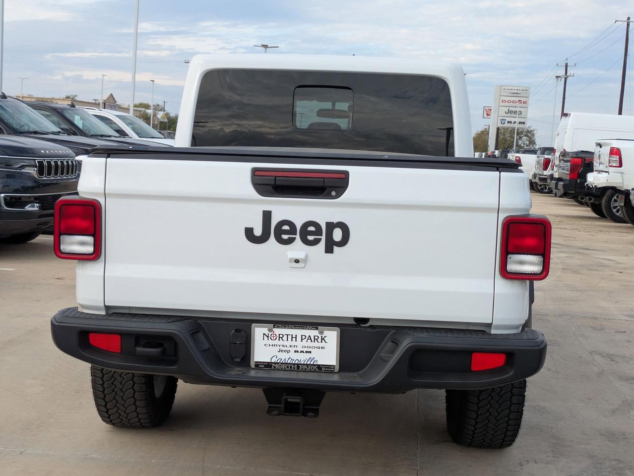 2025 Jeep Gladiator Nighthawk Castroville TX