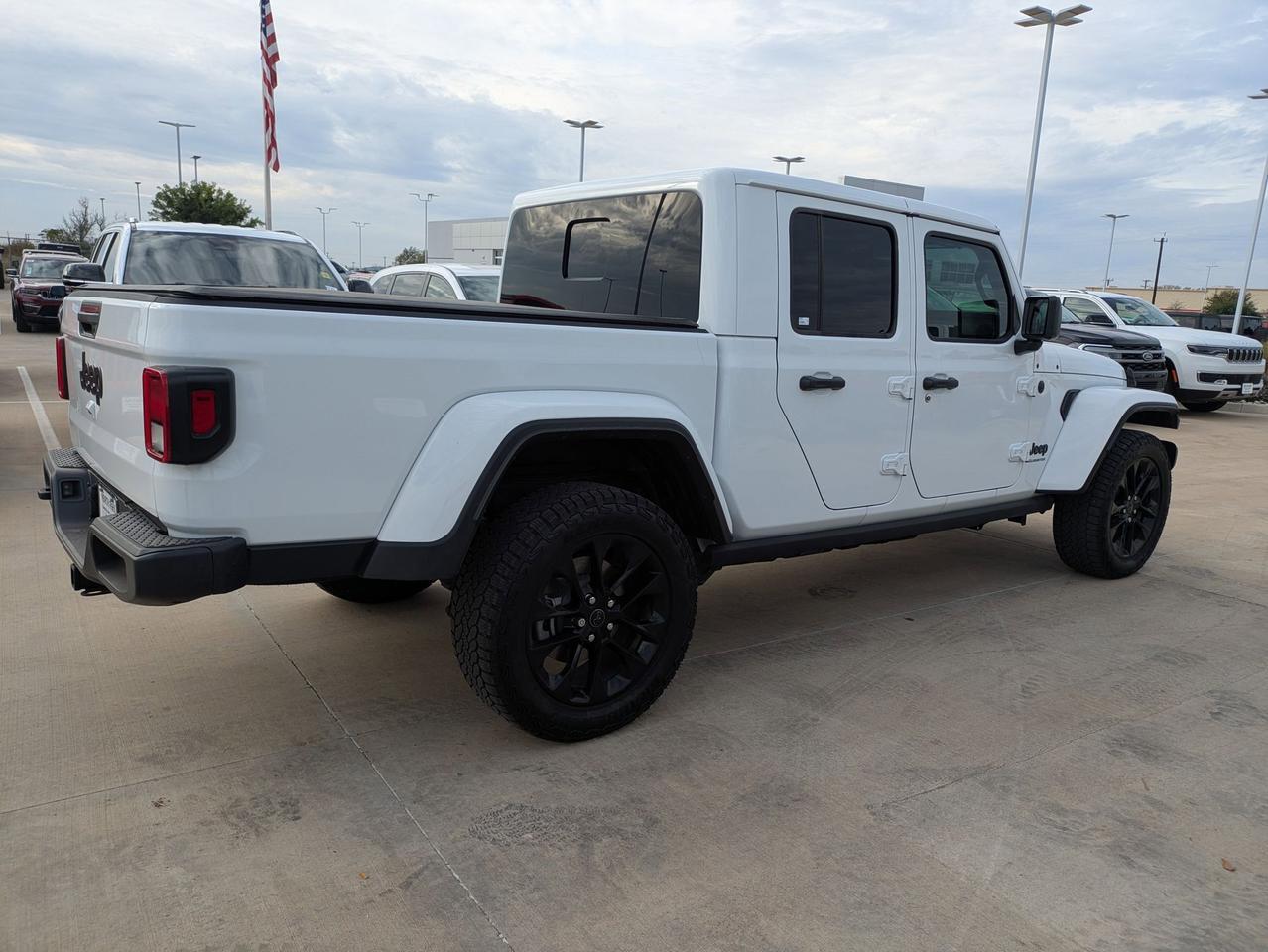 2025 Jeep Gladiator Nighthawk