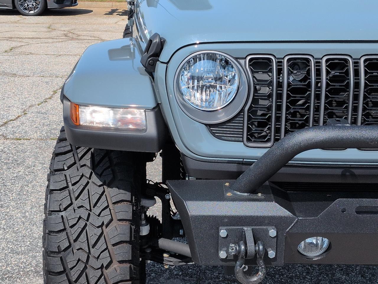 2025 Jeep Gladiator Nighthawk Winder GA