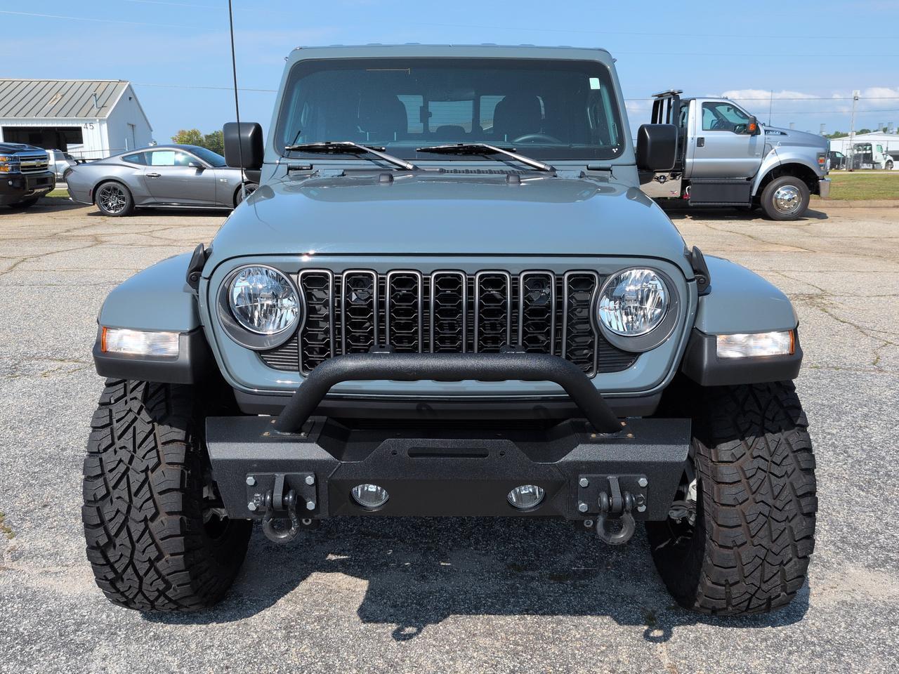 2025 Jeep Gladiator Nighthawk Winder GA