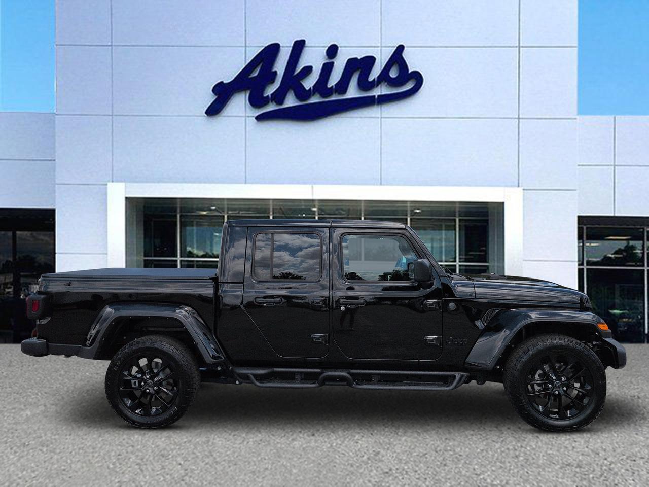 2025 Jeep Gladiator Nighthawk