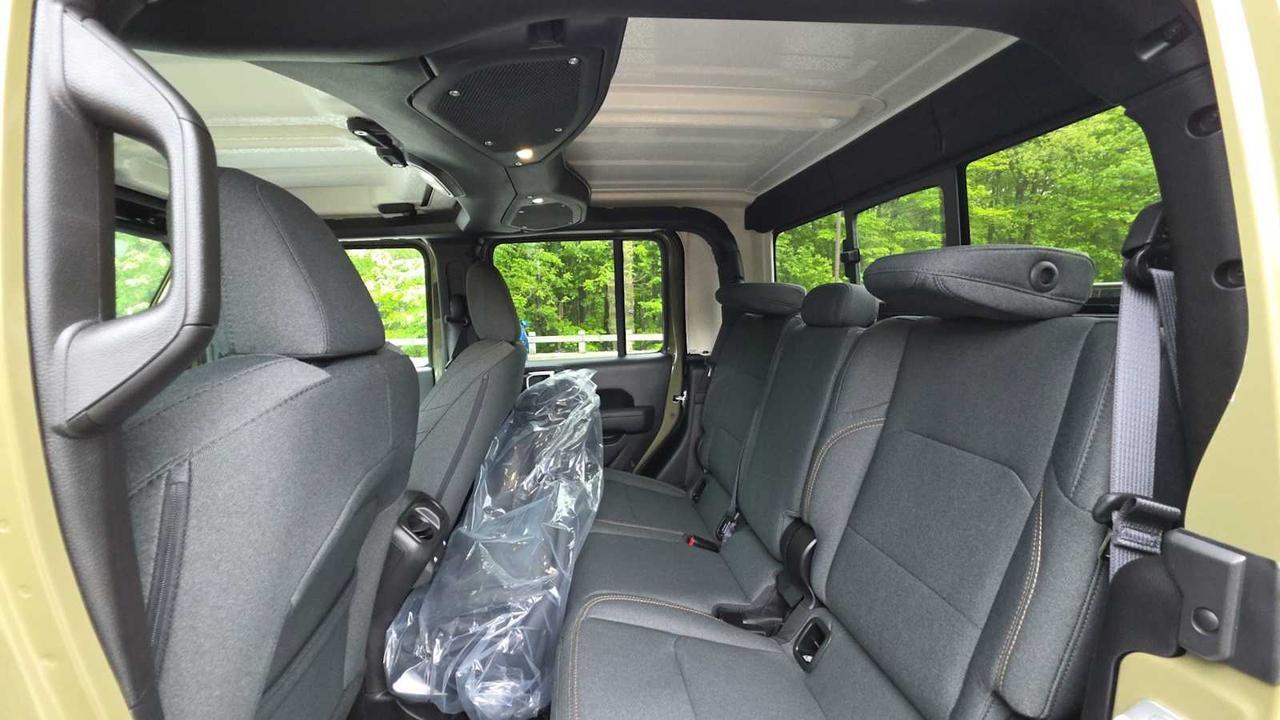2025 Jeep Gladiator Nighthawk Hudson MA
