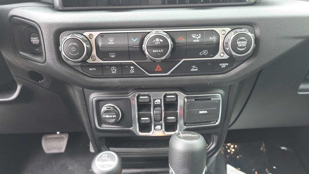 2025 Jeep Gladiator Nighthawk Hudson MA