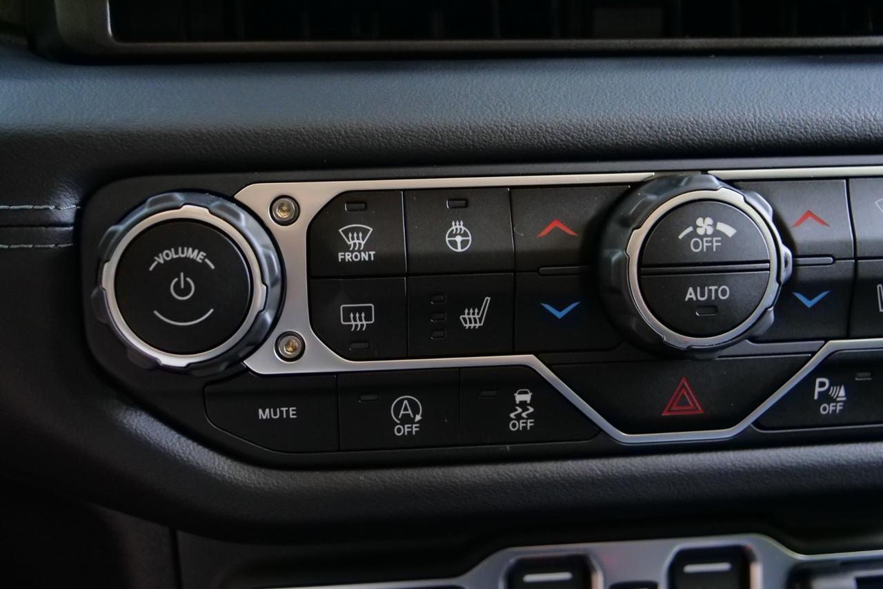 2025 Jeep Gladiator Rubicon - Photo 18