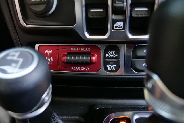 2025 Jeep Gladiator Rubicon 4X4 / Convenience Group / Heated Seats! High Point NC