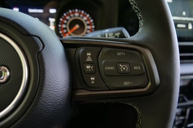 2025 Jeep Gladiator Rubicon 4X4 / Convenience Group / Heated Seats! High Point NC