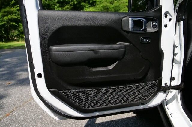 2025 Jeep Gladiator Rubicon 4X4 / Convenience Group / Heated Seats! High Point NC
