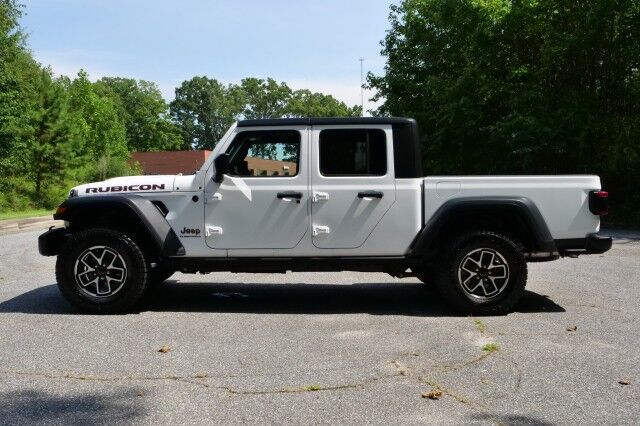 2025 Jeep Gladiator Rubicon 4X4 / Convenience Group / Heated Seats! High Point NC