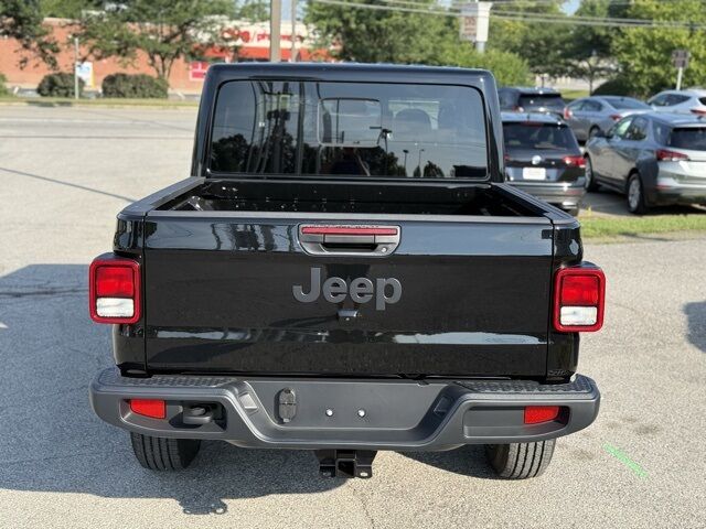 2025 Jeep Gladiator Sport Crestwood KY