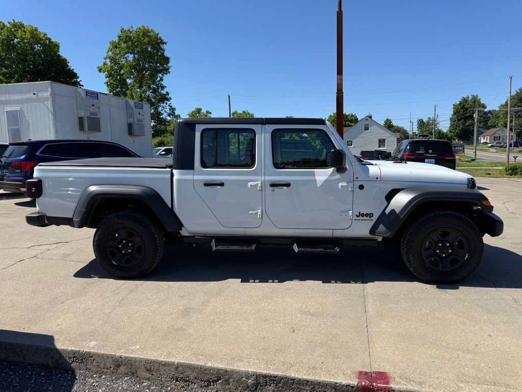 2025 Jeep Gladiator Sport Crestwood KY