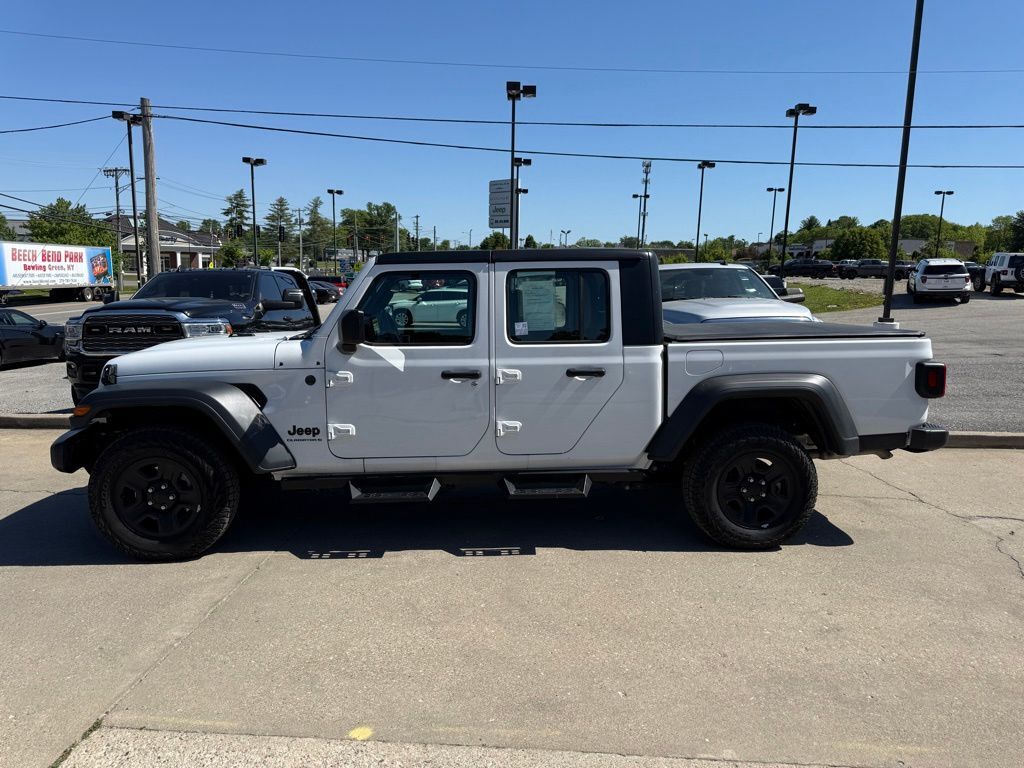 2025 Jeep Gladiator Sport Crestwood KY