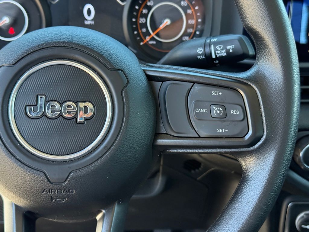 2025 Jeep Gladiator Sport Crestwood KY