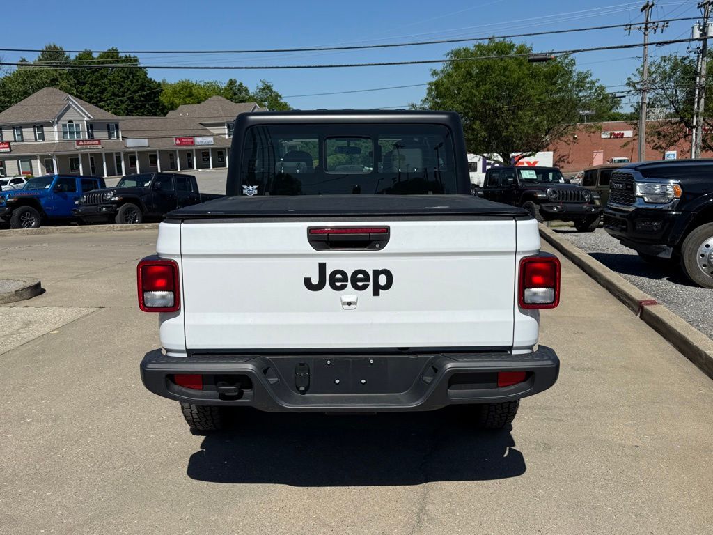 2025 Jeep Gladiator Sport Crestwood KY