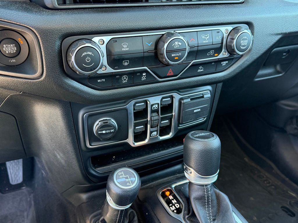 2025 Jeep Gladiator Sport Crestwood KY