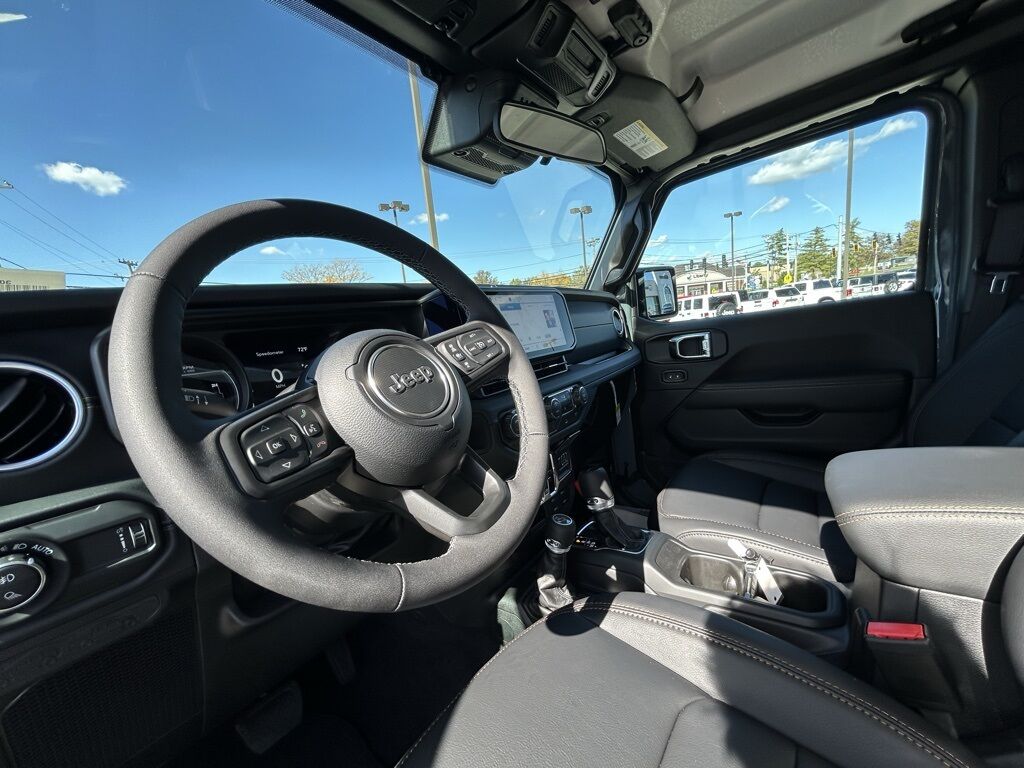 2025 Jeep Gladiator Sport Crestwood KY