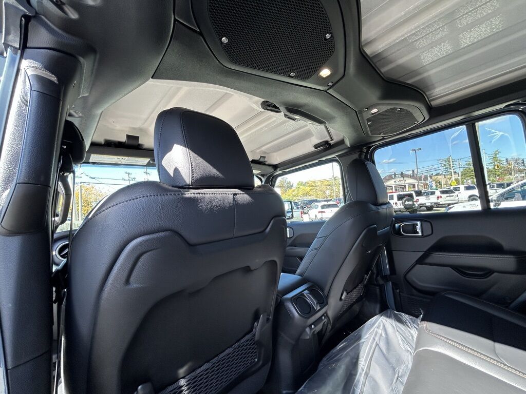 2025 Jeep Gladiator Sport Crestwood KY