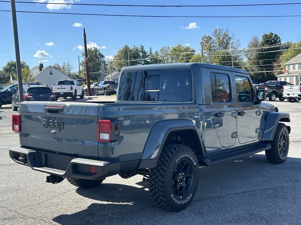 2025 Jeep Gladiator Sport Crestwood KY