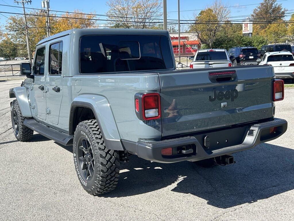 2025 Jeep Gladiator Sport Crestwood KY