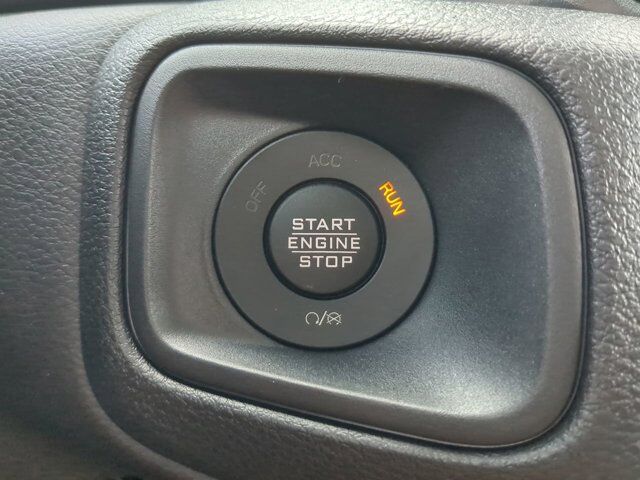 2025 Jeep Gladiator Sport Appleton WI