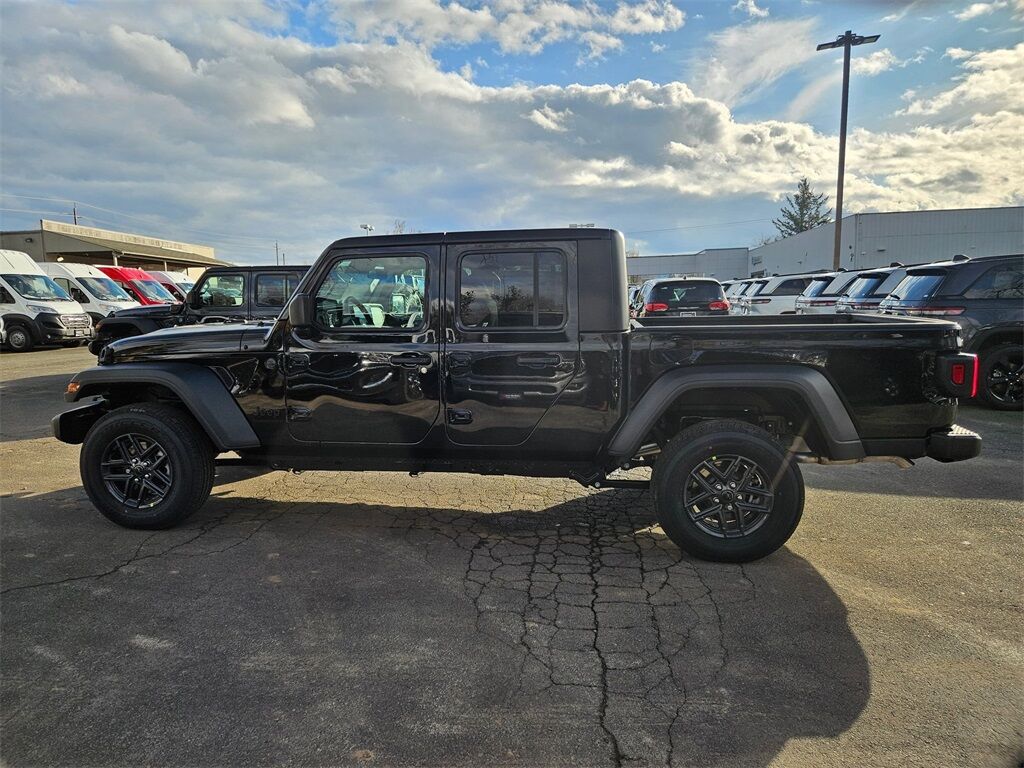 2025 Jeep Gladiator Sport Gresham OR
