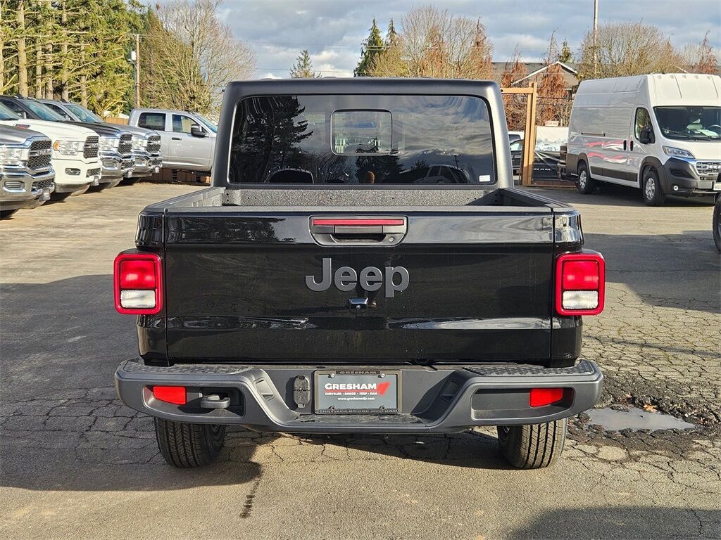 2025 Jeep Gladiator Sport Gresham OR