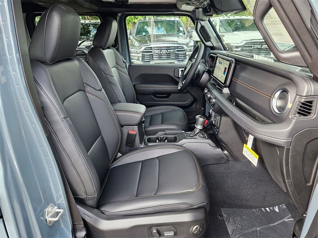 2025 Jeep Gladiator Sport Gresham OR