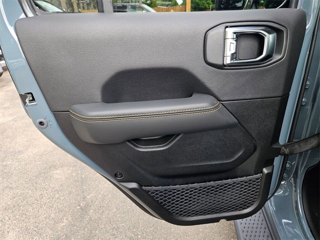 2025 Jeep Gladiator Sport Gresham OR