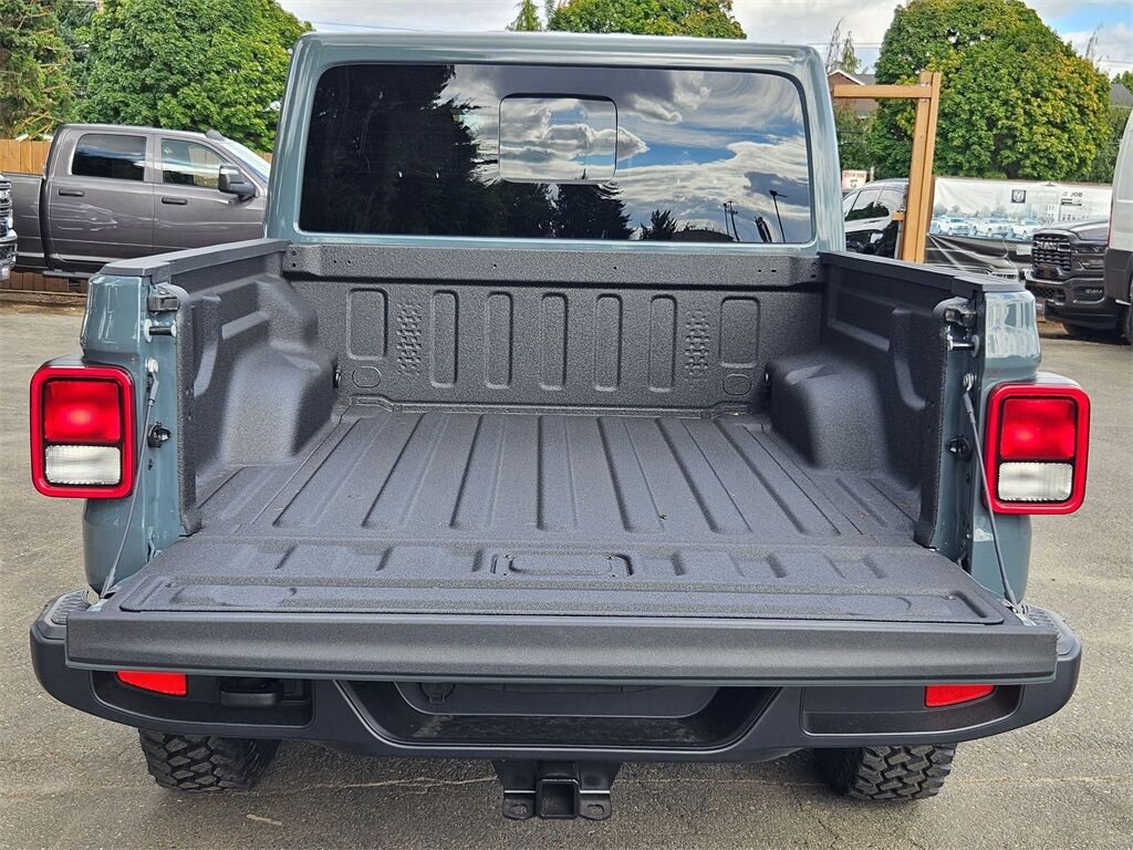 2025 Jeep Gladiator Sport Gresham OR