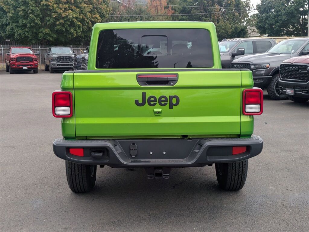 2025 Jeep Gladiator Sport Gresham OR
